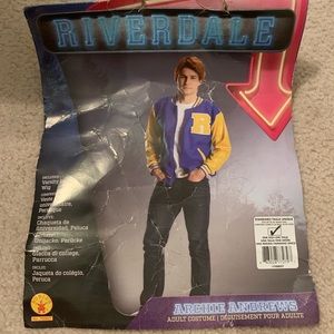 Archie costume
